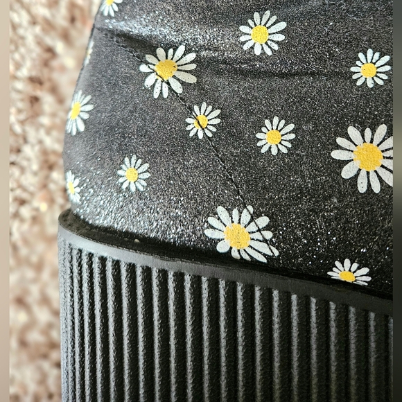 YRU KAOS HI Black Daisy Glitter Thigh-High Platform Zip-Up Boots Punk Goth - Picture 3 of 13